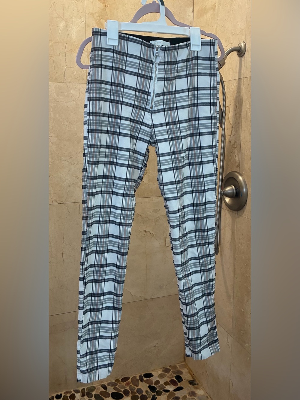 Stretch Skinny Pants in White and Black